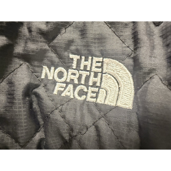 The North Face Women’s Quilted Hybrid Insulated Jacket Sz Med - Picture 4 of 11